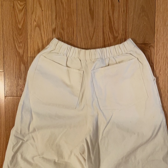White cropped utility style pants - Picture 4 of 4